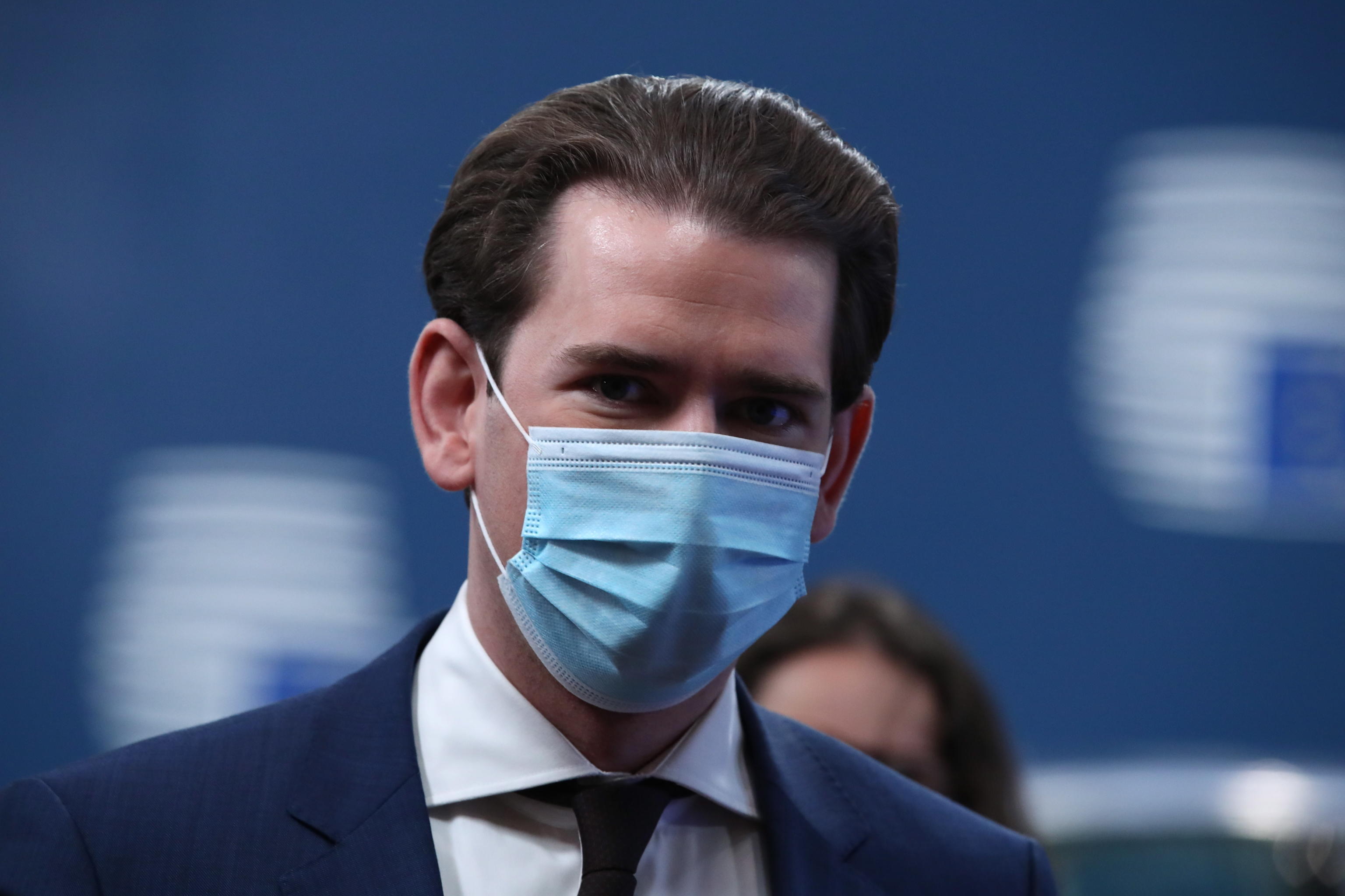 Vaccini, Kurz: “Non faremo più affidamento sull’Ue” 