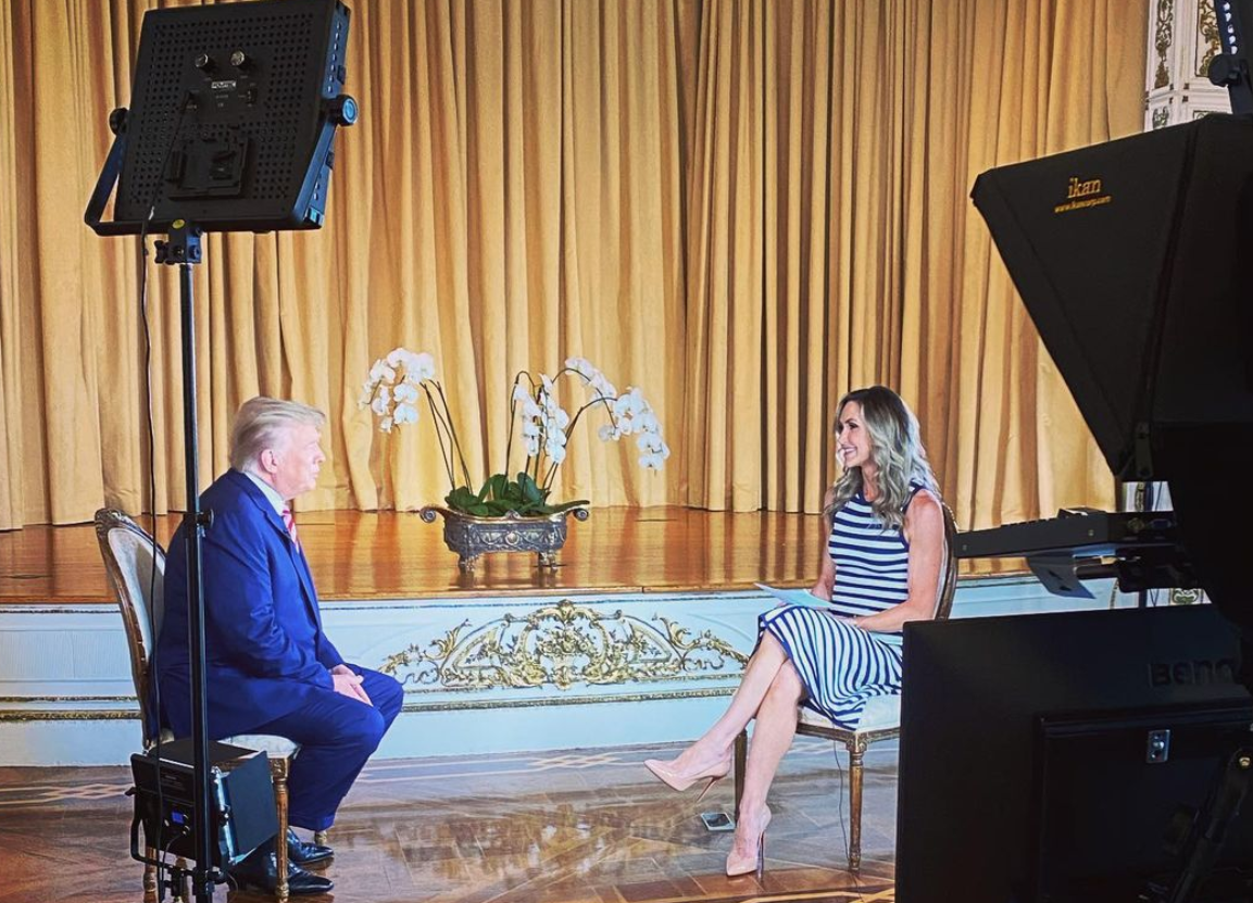 Bavaglio preventivo: Facebook cancella intervista di Trump