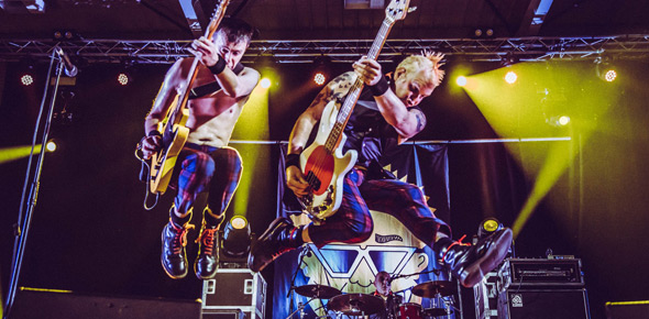 “Quando bruciammo l’Inghilterra”: nel nome del Punk