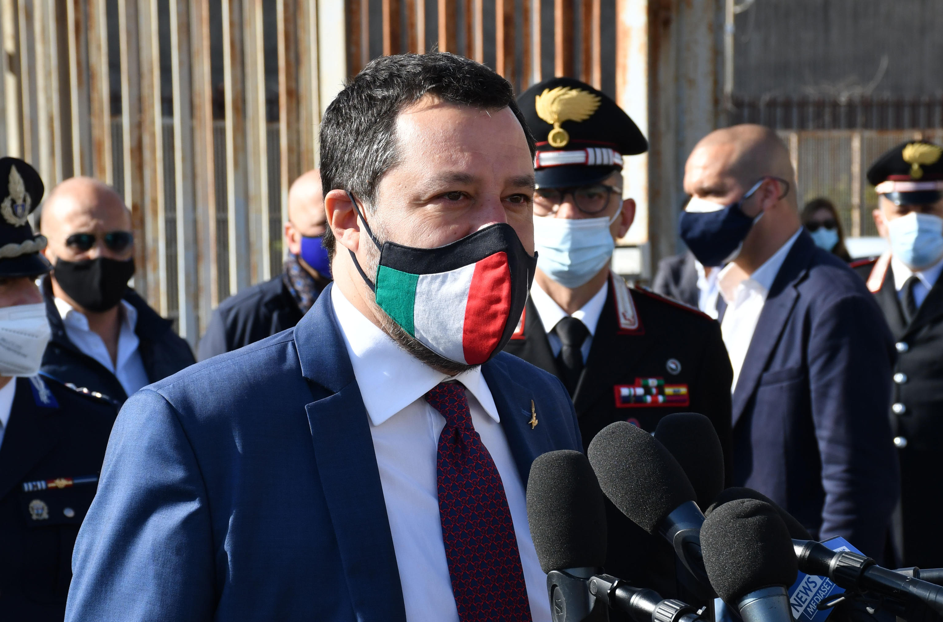 Caso “Gregoretti”: Salvini scagionato, forse