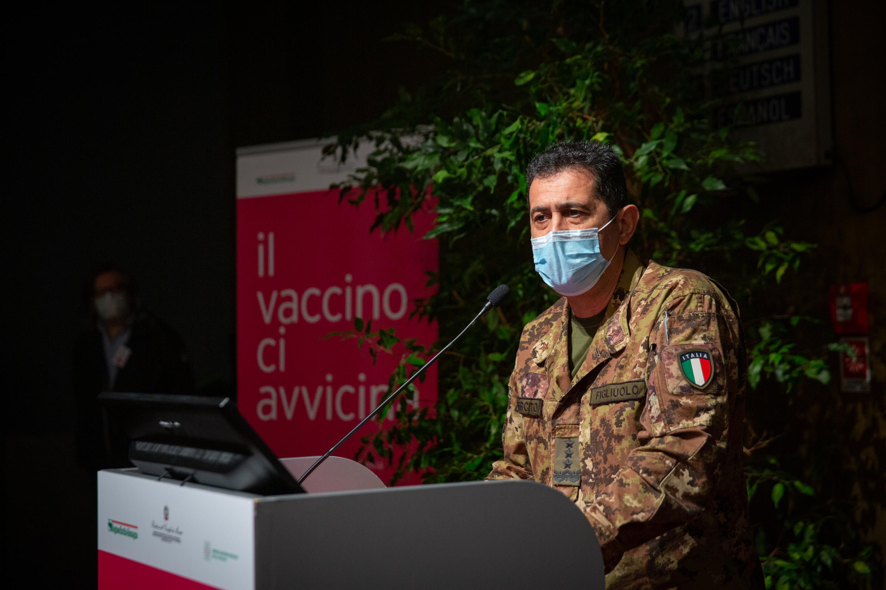 Il generale Figliuolo e la logistica nella lotta al Covid