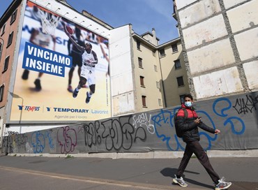 Insegne o cartelloni sulla facciata condominiale