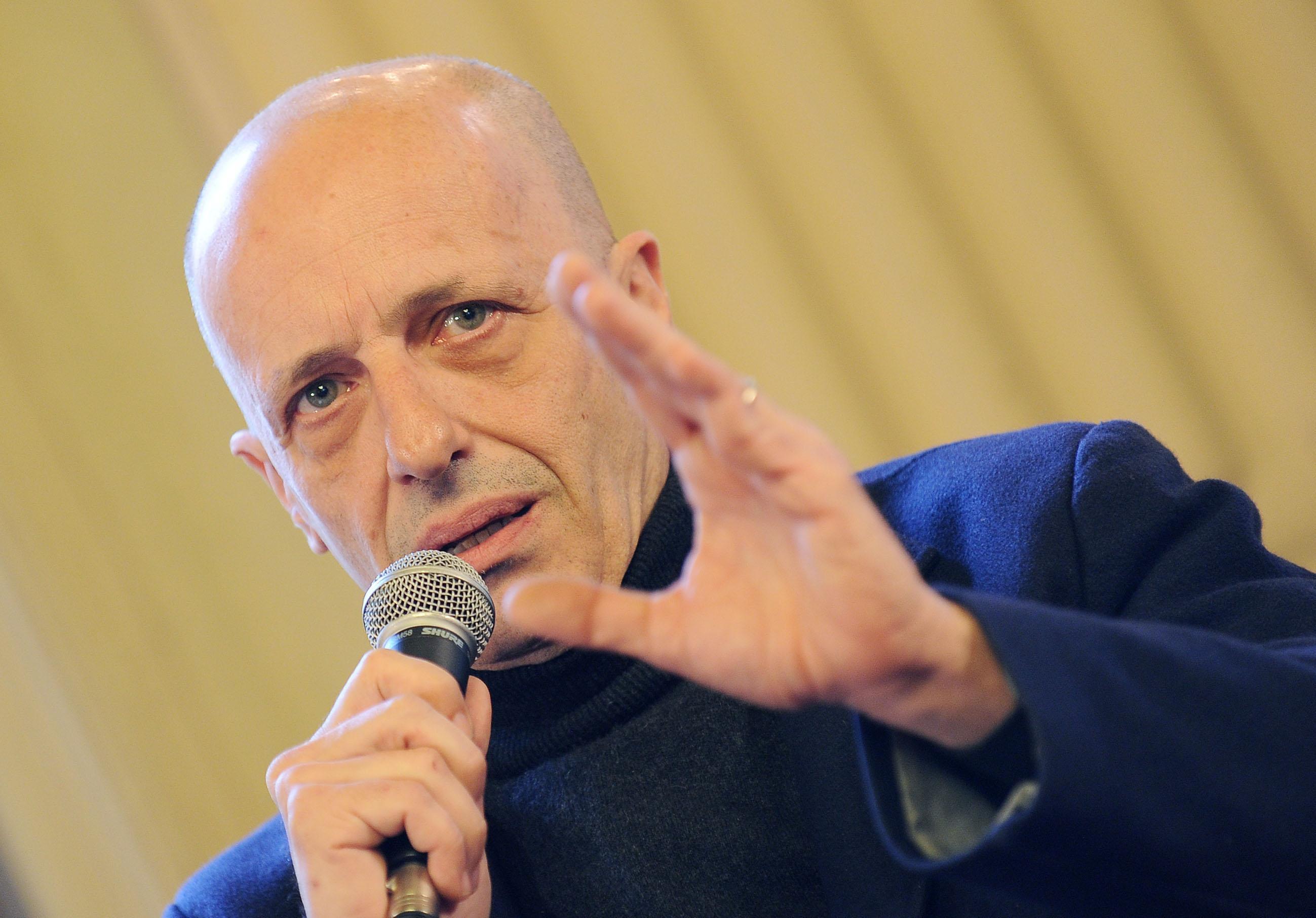 Giornalisti in piazza e l’operazione Sallusti