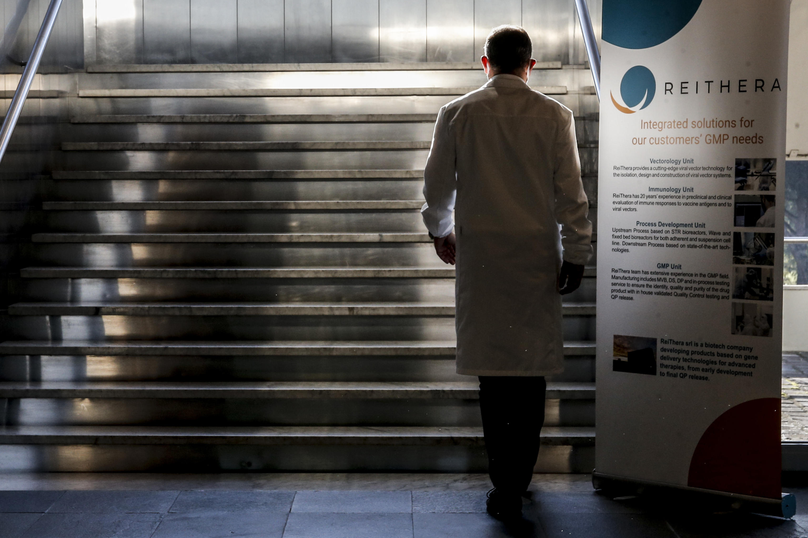 Vaccino italiano e Corte dei conti: fallimento dello Stato-imprenditore