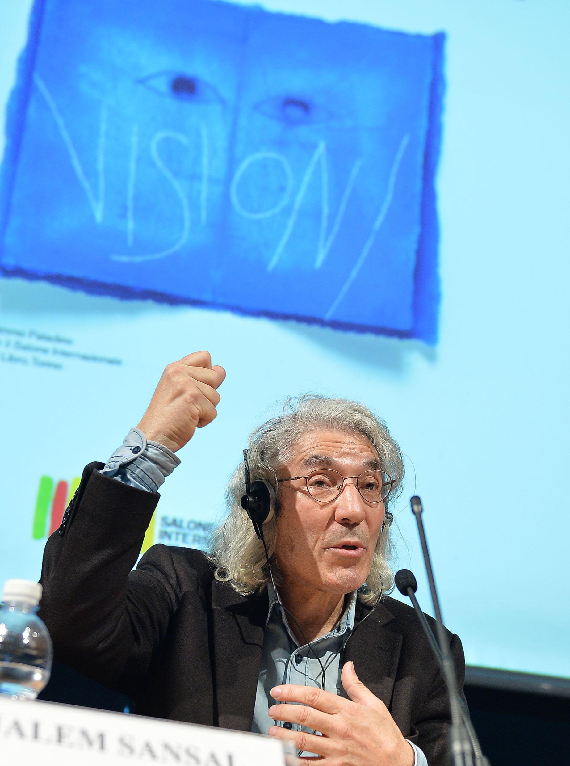 Boualem Sansal: “Gli islamisti vogliono convertire il mondo”