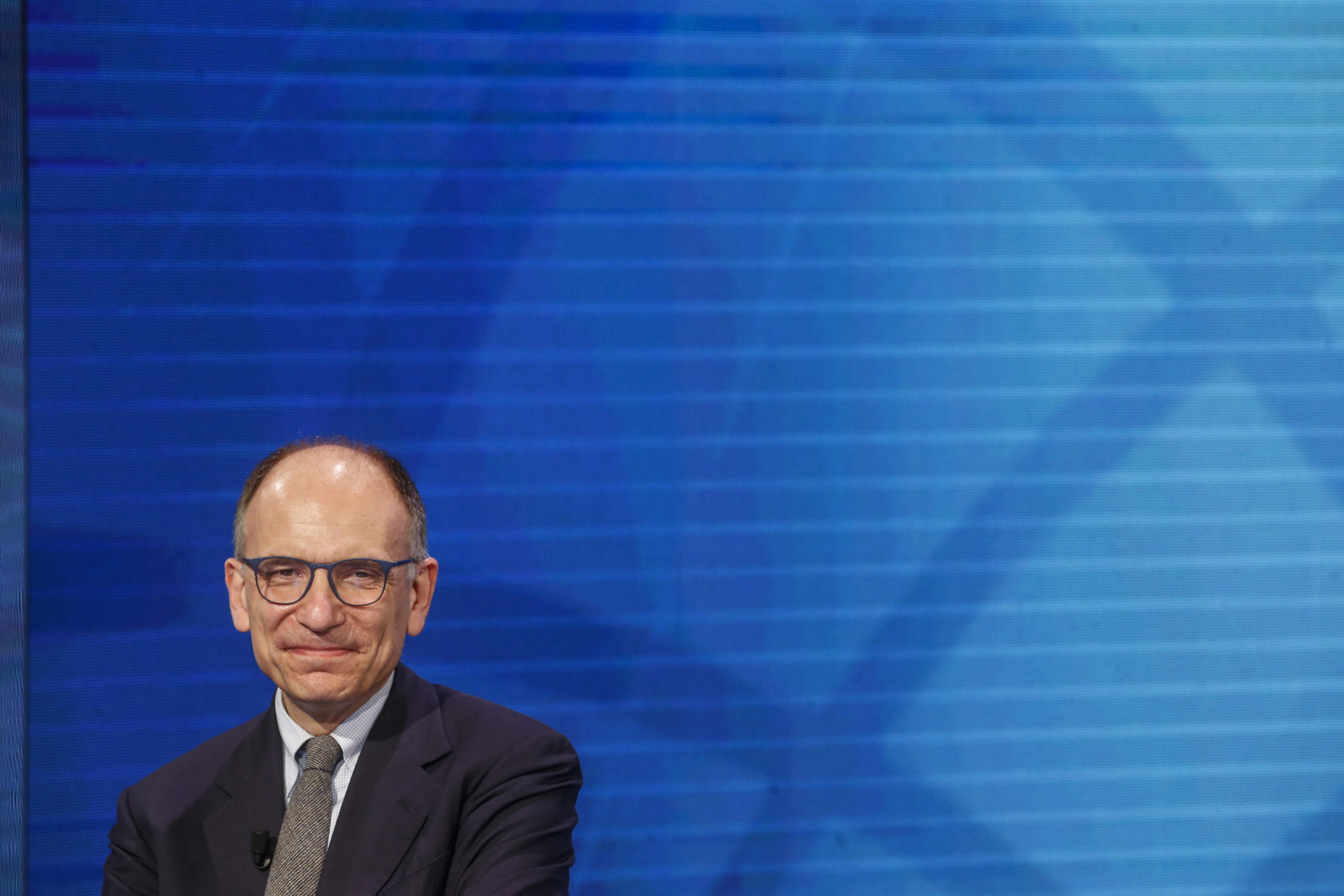 La destra e l’asso nella manica: Letta