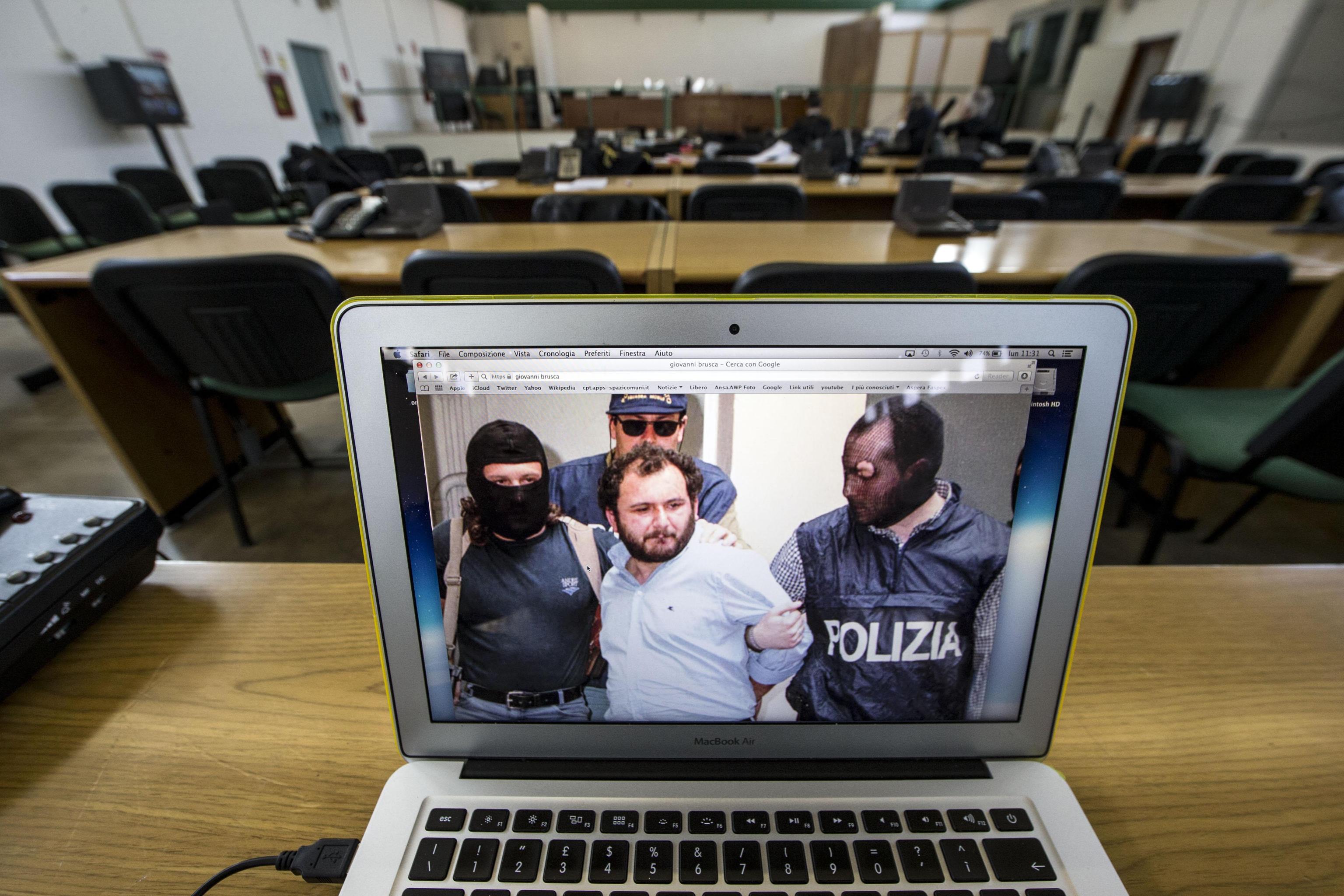 Un caso semiserio: la scarcerazione di Brusca