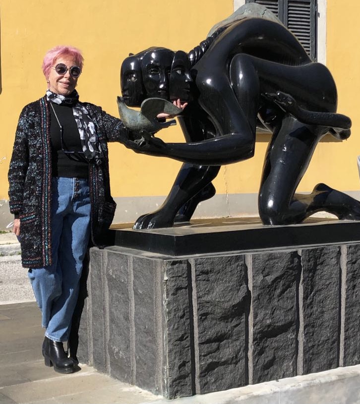 Gli etruschi di Alba Gonzales sostano “Lungo il Tevere... Roma”