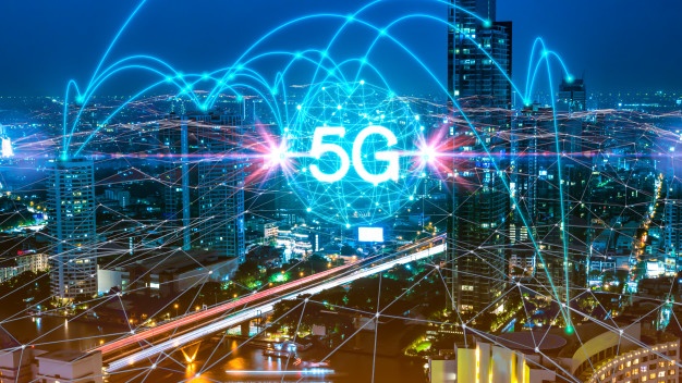 Covid spinge 5G, mezzo miliardo di abbonamenti nel 2021