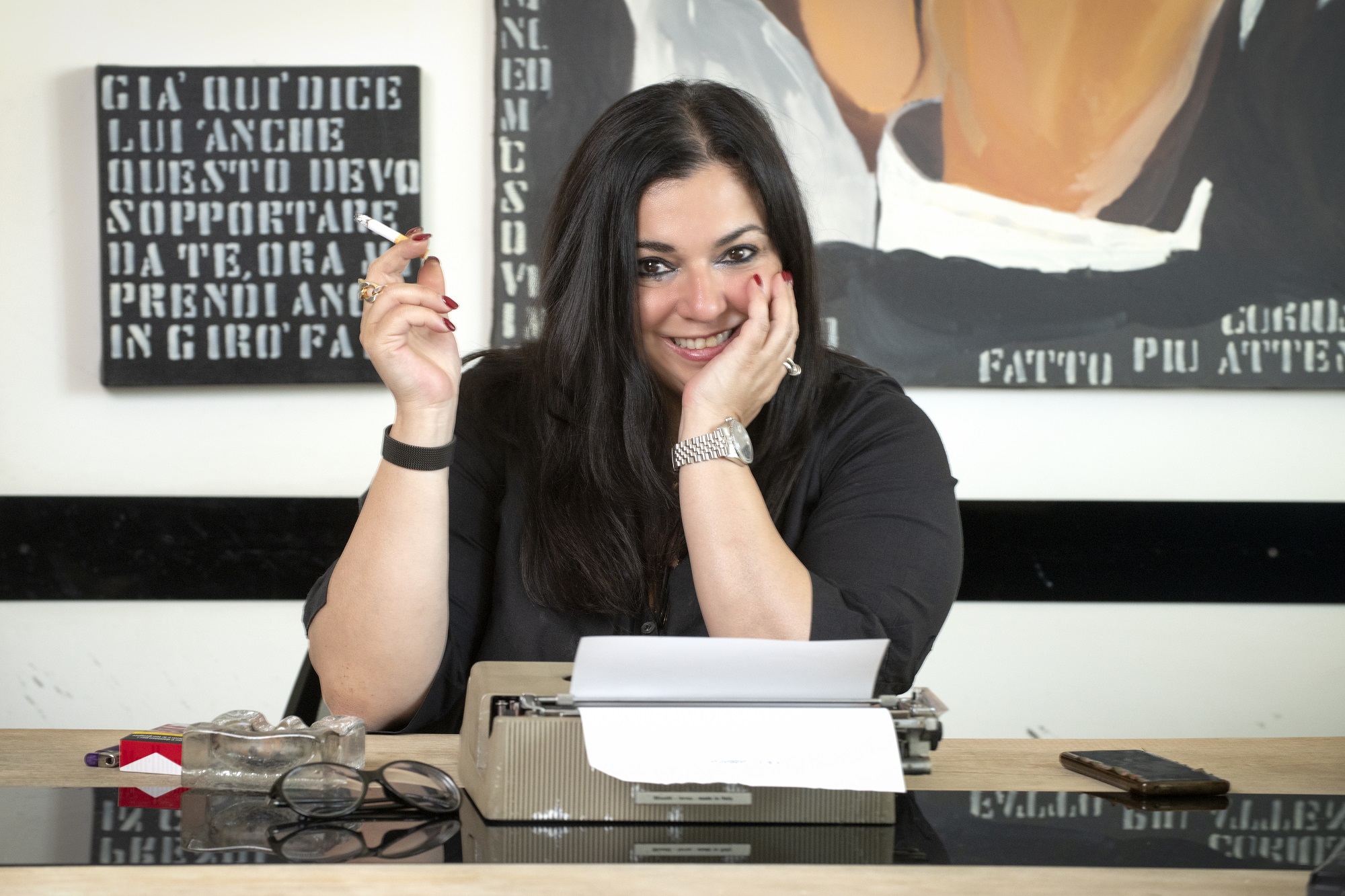 La Manzini processa lo sballo (video)