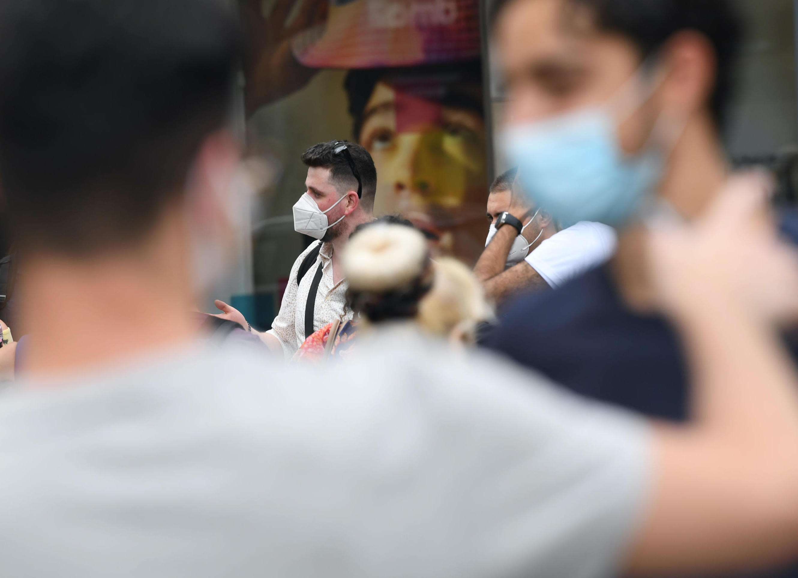 Obbligo mascherina all’aperto: dal 28 giugno stop in zona bianca