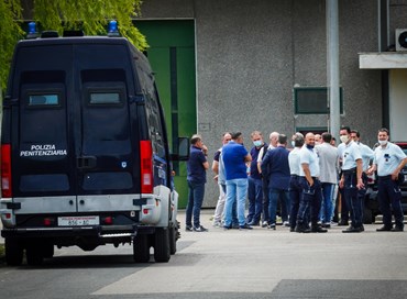 Carceri e pestaggi: Bonafede perché guardi e non favelli?