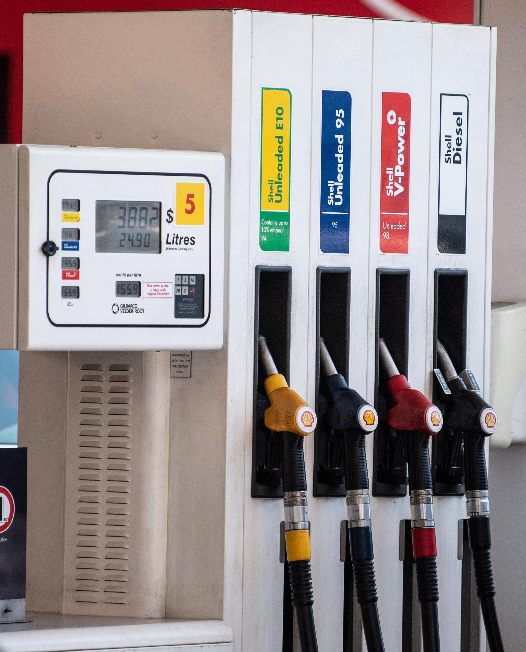 Caro carburanti, sicuro che la colpa sia della speculazione? 