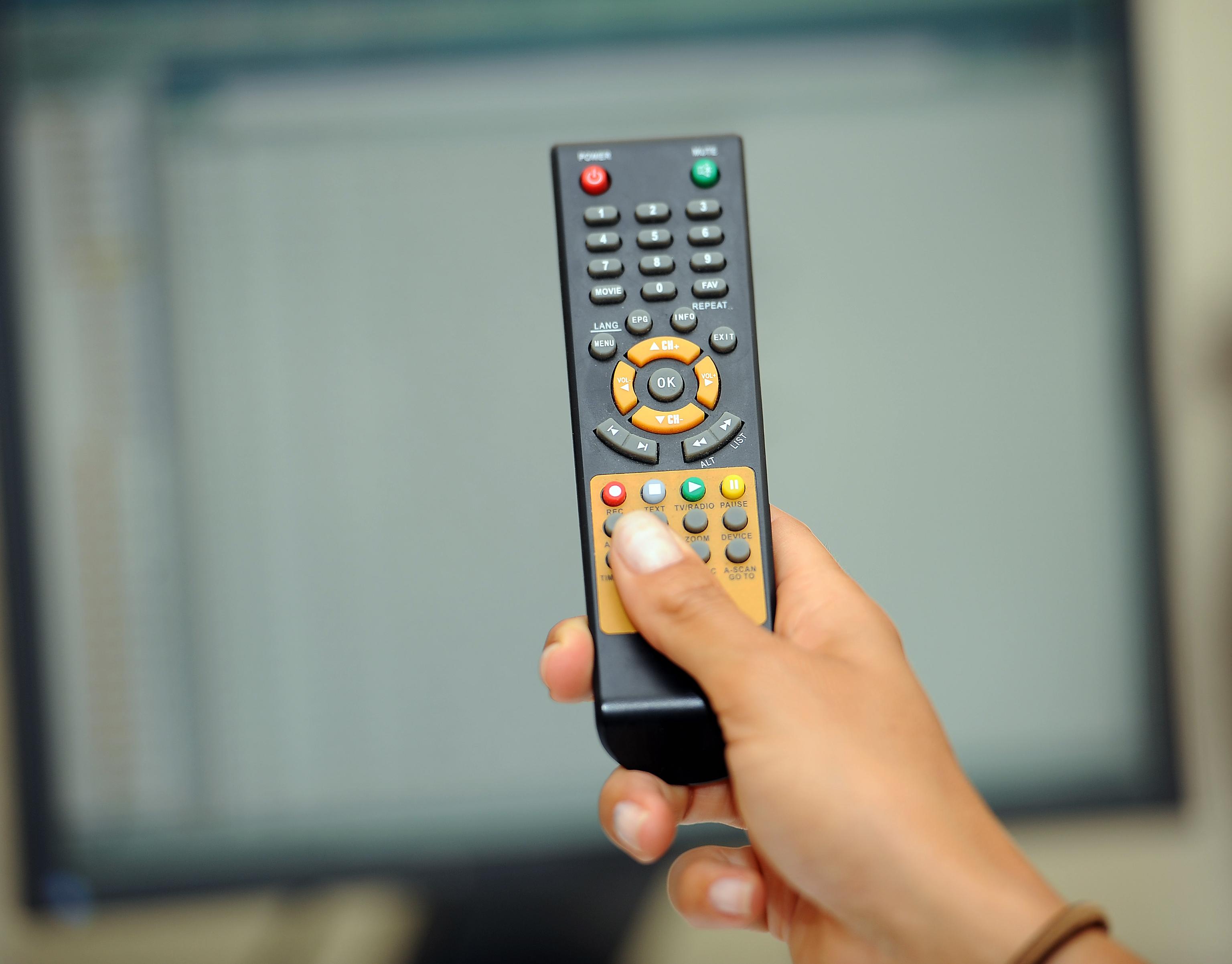 Bonus tivù, Giorgetti firma il decreto