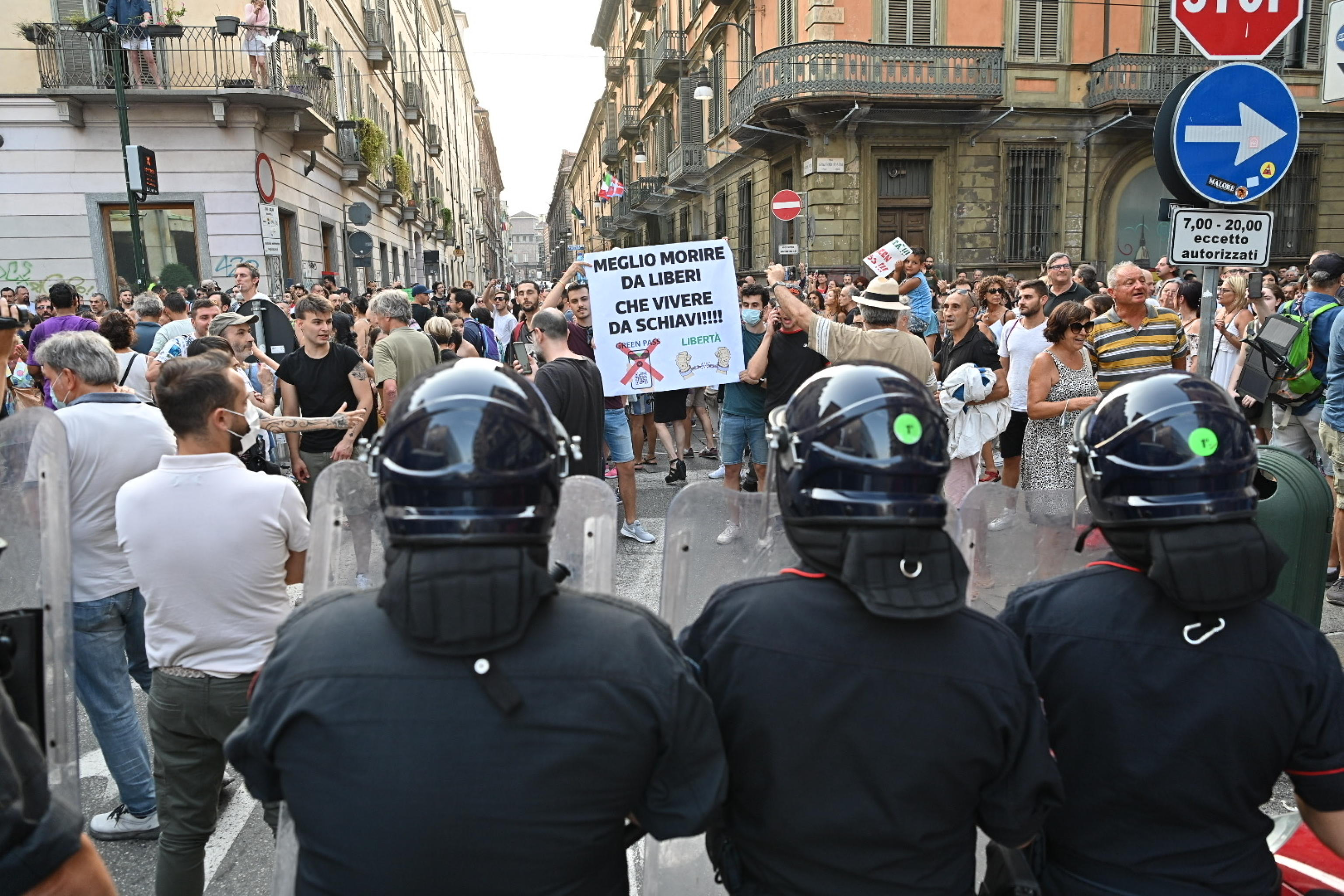 Covidittatura: un azzardo pericoloso