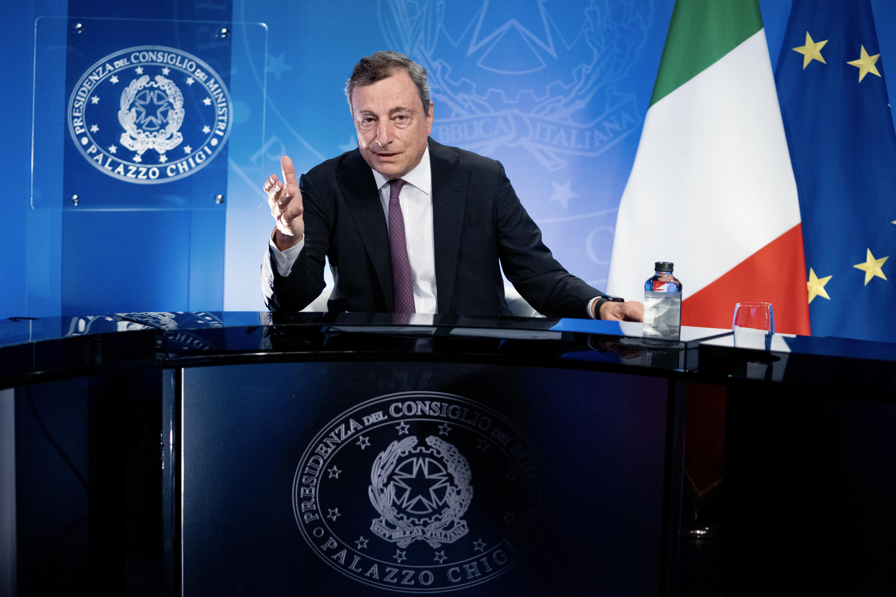 Afghanistan, Draghi: “Fare di tutto per la libertà delle donne”