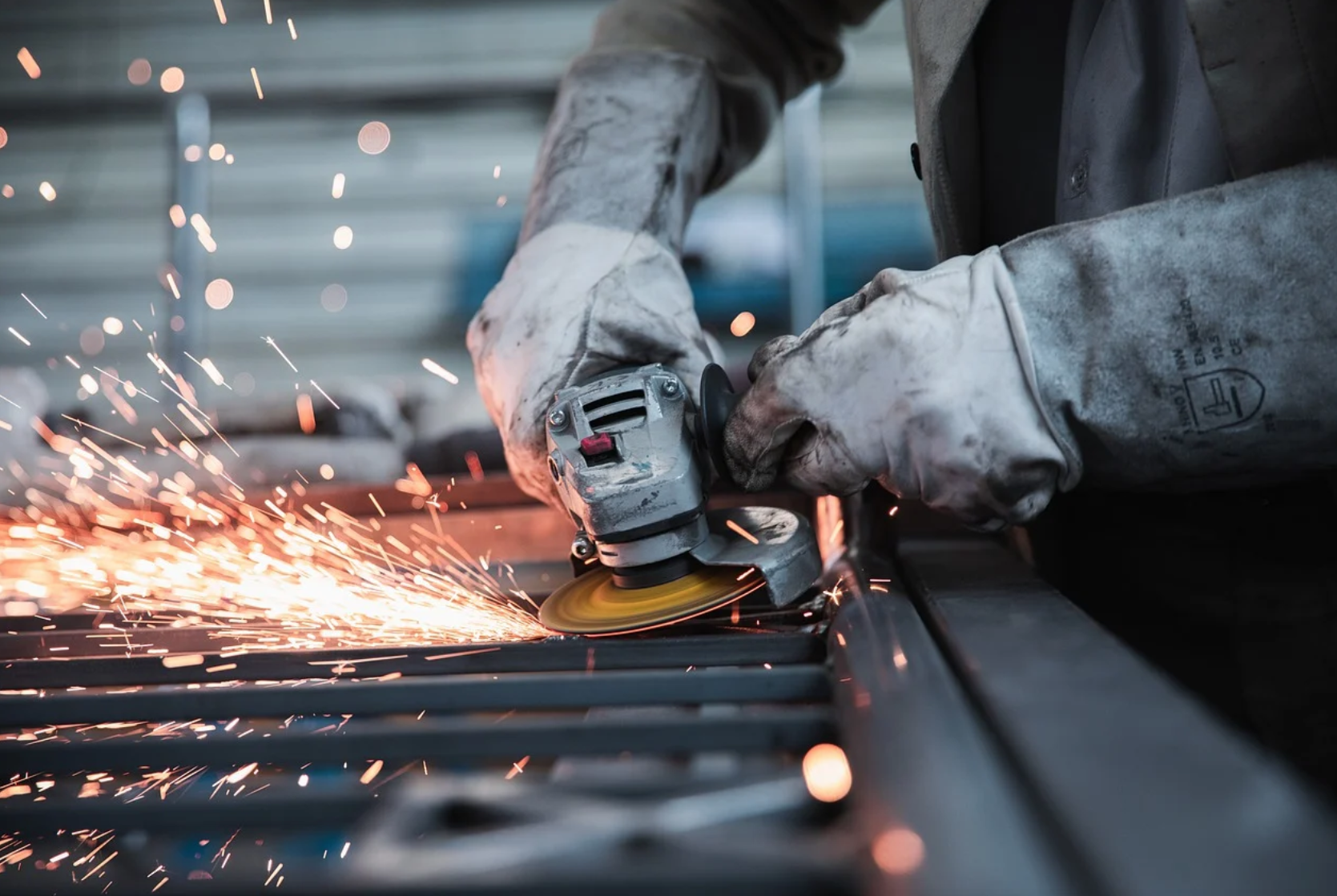 Istat, industria: a giugno crescita del fatturato