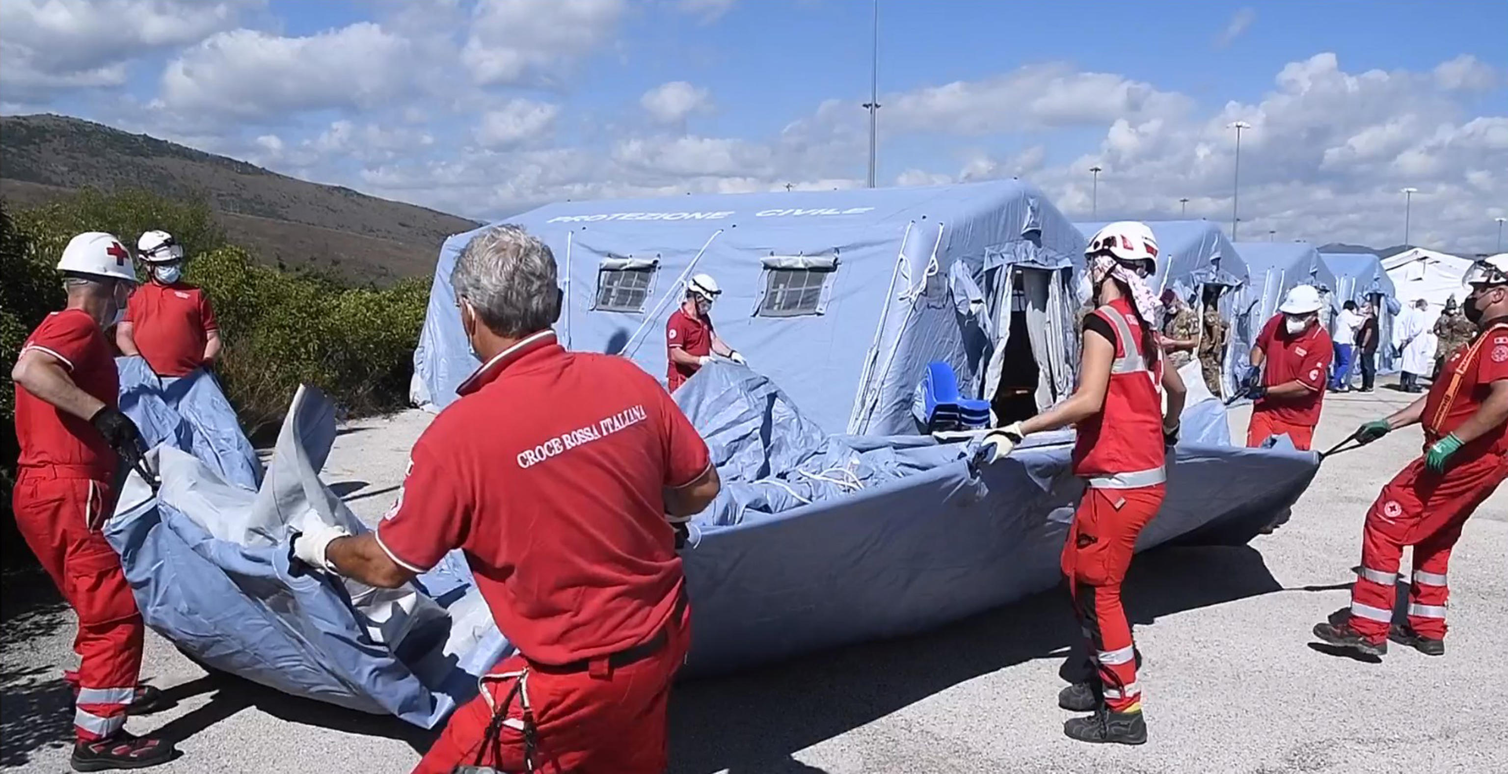 La Croce rossa raccontata da sette voci ne “Il tempo della gentilezza”