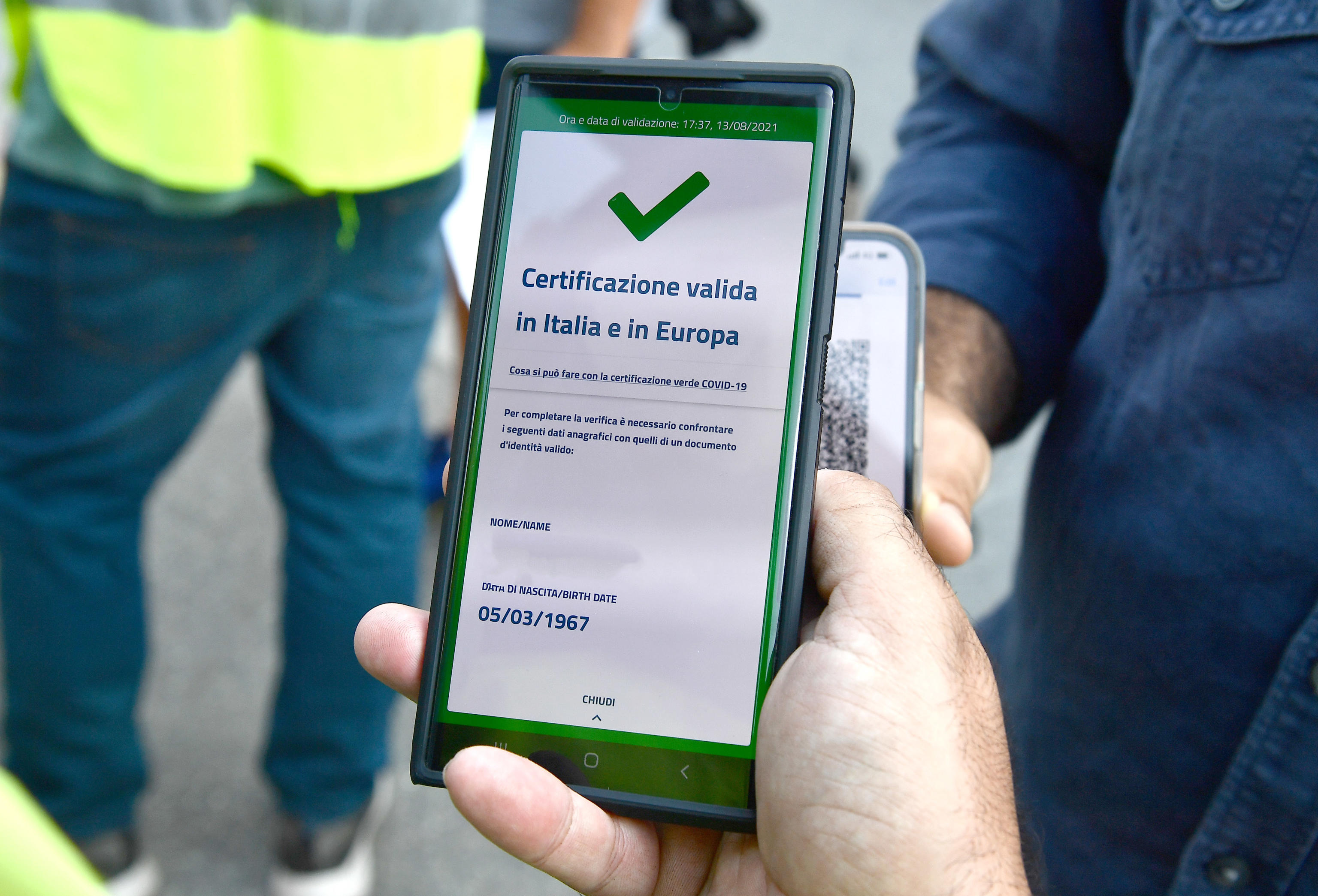 Green pass per tutti, multe e sospensioni