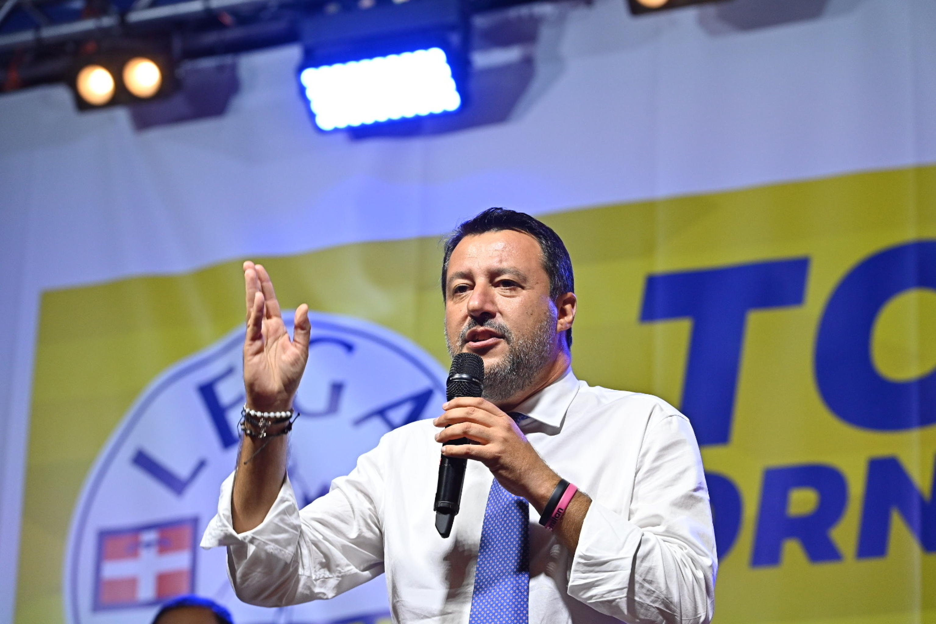 Licenziamenti Gkn, Salvini: “Colpa della sinistra”