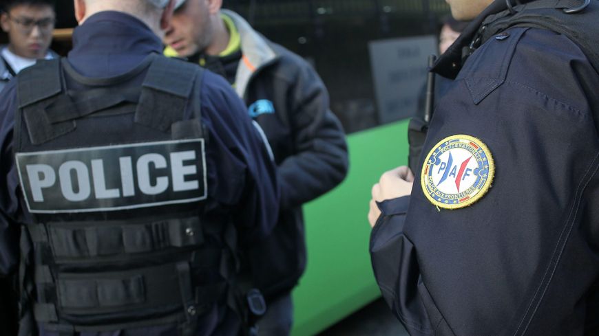 Dal Marocco alla Corsica: migrazione clandestina con falsi visti 