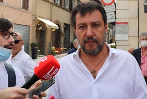 Lega, da Bossi a Salvini: la politica non è solo comunicazione