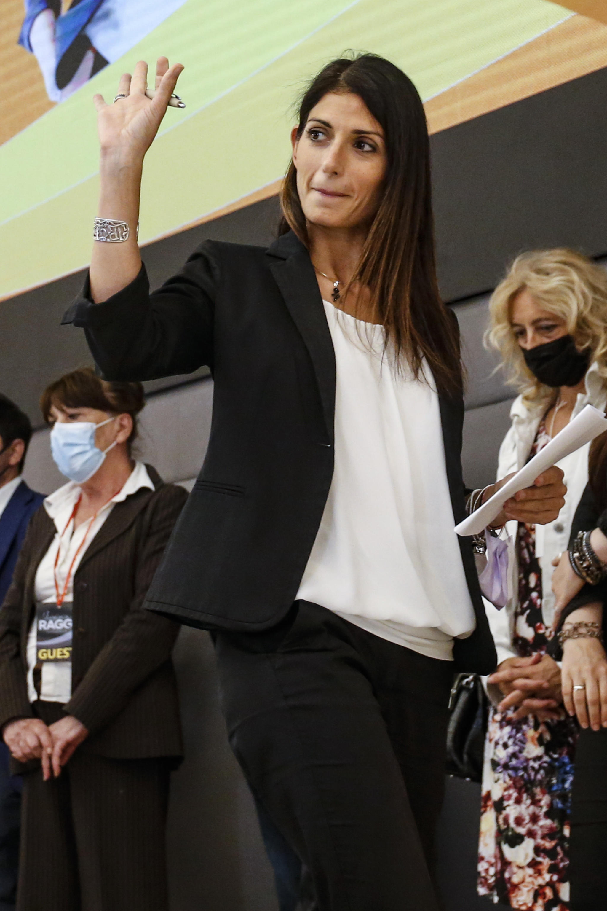 Bye Bye Virginia Raggi