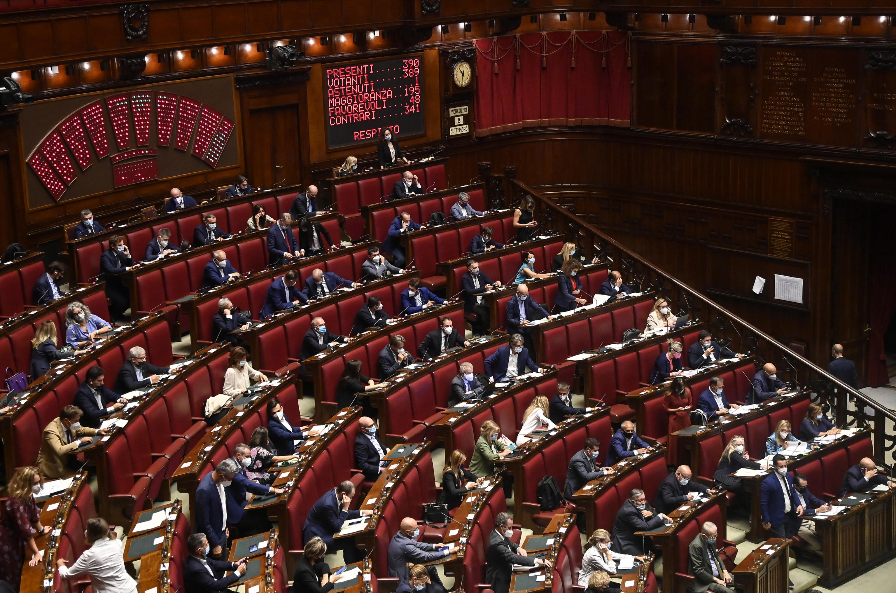 “Buona parola a tutti”: l’importanza dei partiti tradizionali (video)