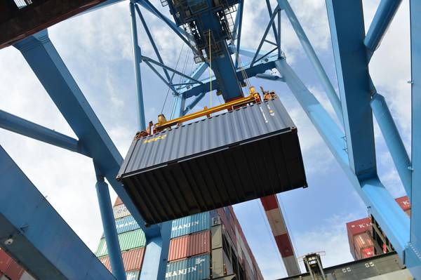 Come votano i partiti sui trattati di libero scambio?