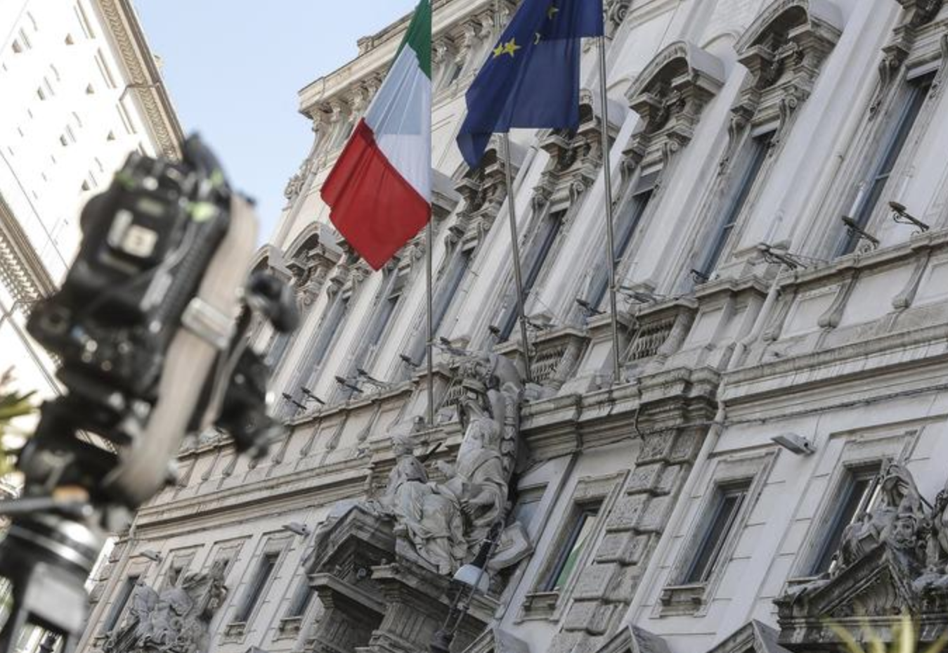 Le sentenze della Corte vanno rispettate