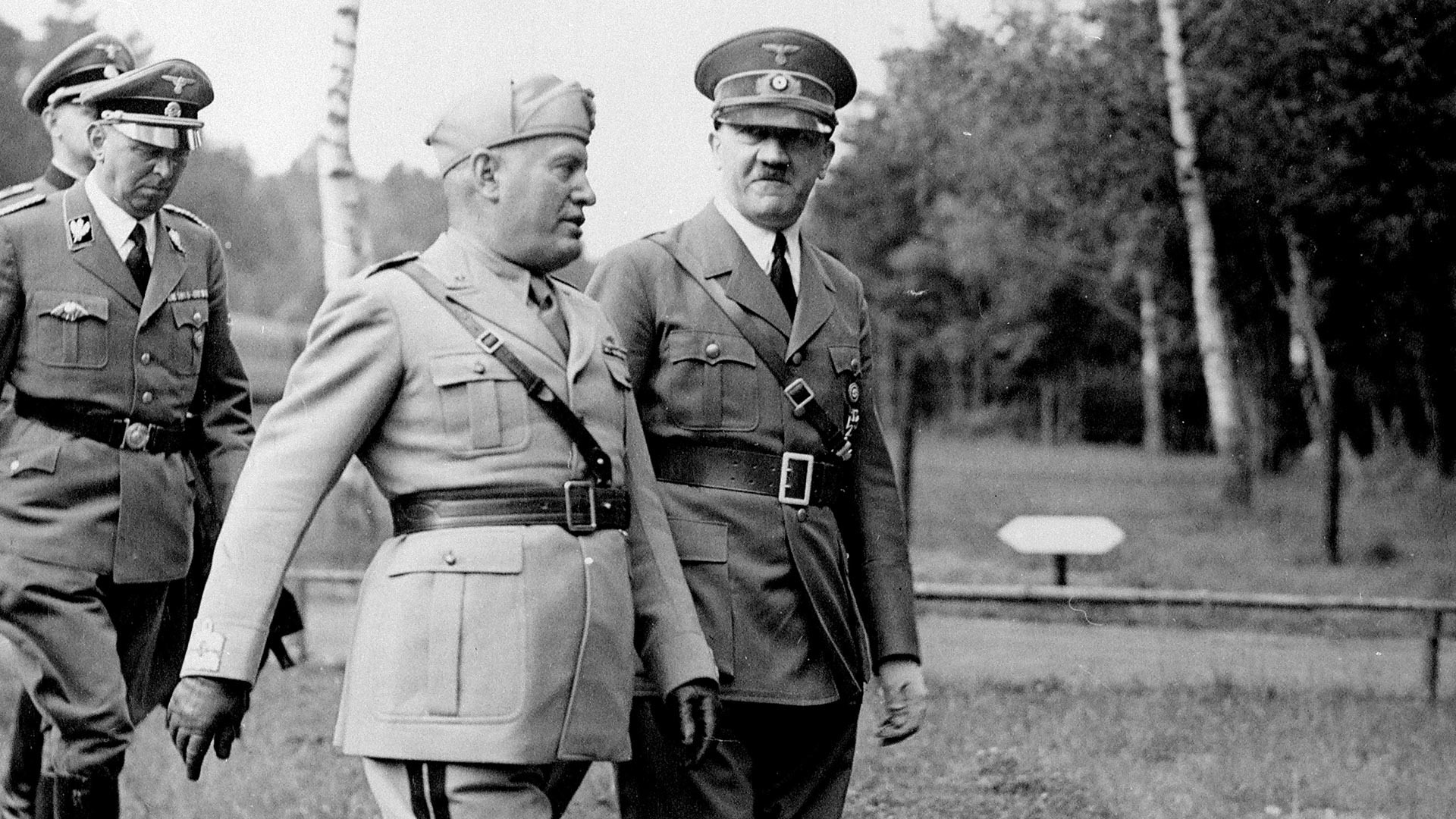 Mussolini-Hitler: tra nazionalismo e razzismo