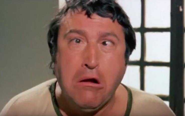 La politica al tempo delle bandierine