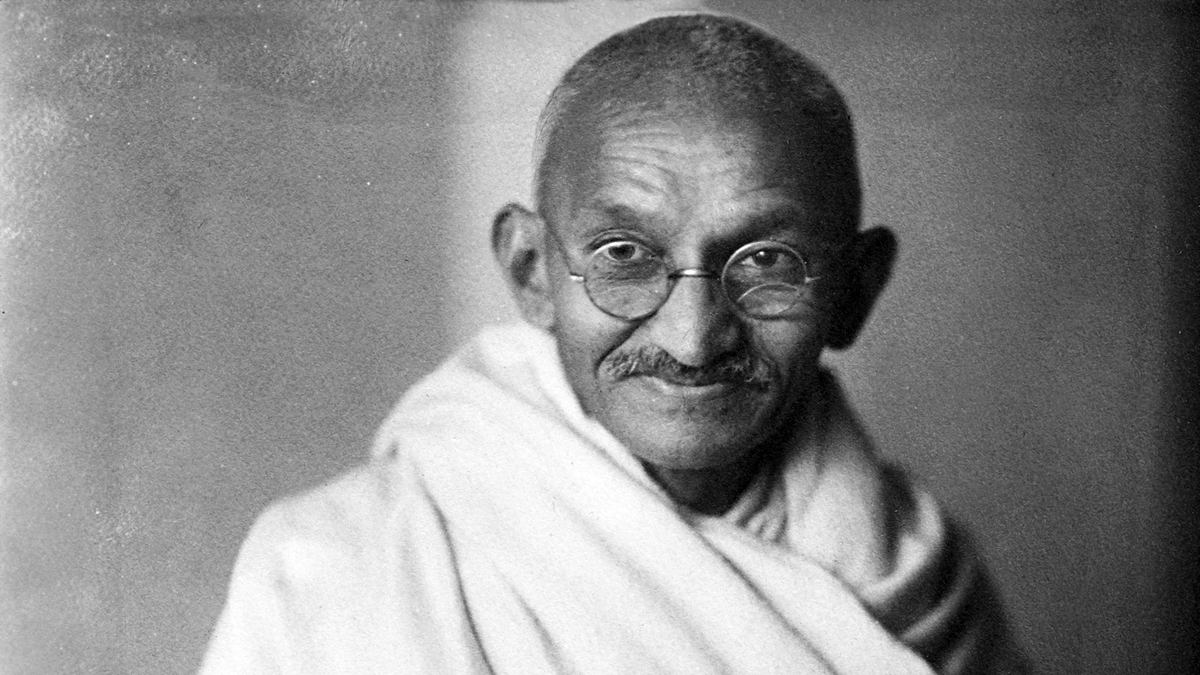 Mahatma Gandhi, Il pacifismo combattivo