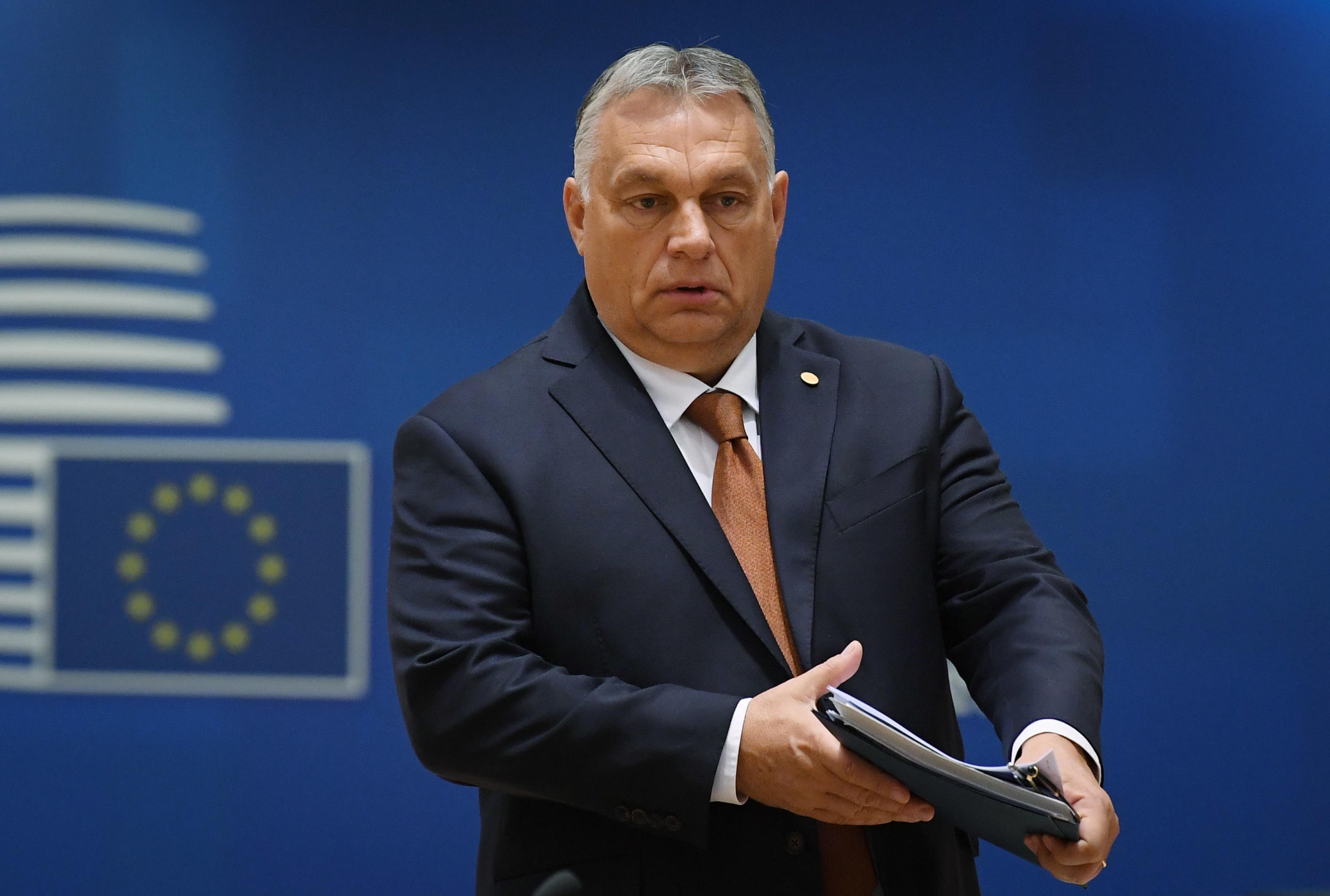 Caro Energia, Orbán contro politiche sul clima dell’Europa