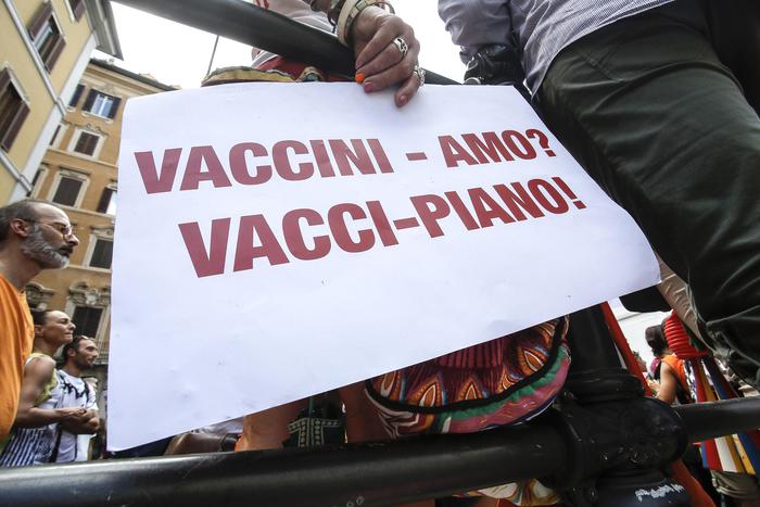 Minacce No vax e obbligo vaccinale