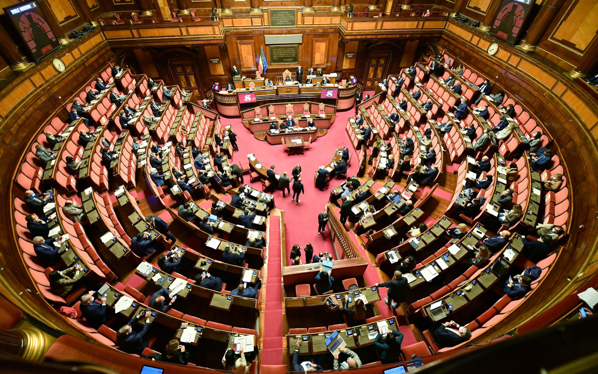 Manovra alla prova del Senato