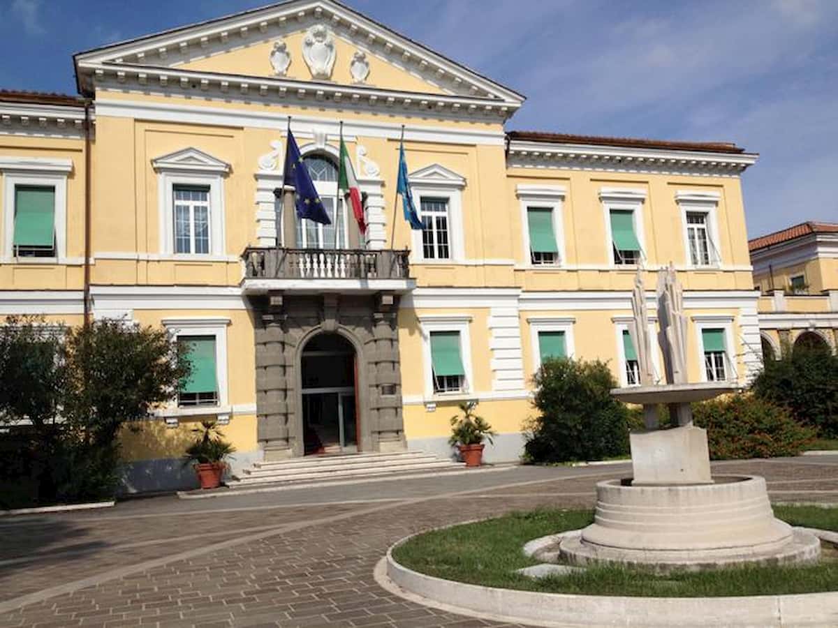 Omicron, allo Spallanzani donna curata con monoclonali