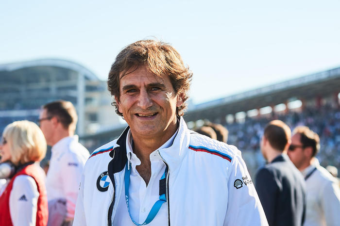 Alex Zanardi torna a casa a Natale