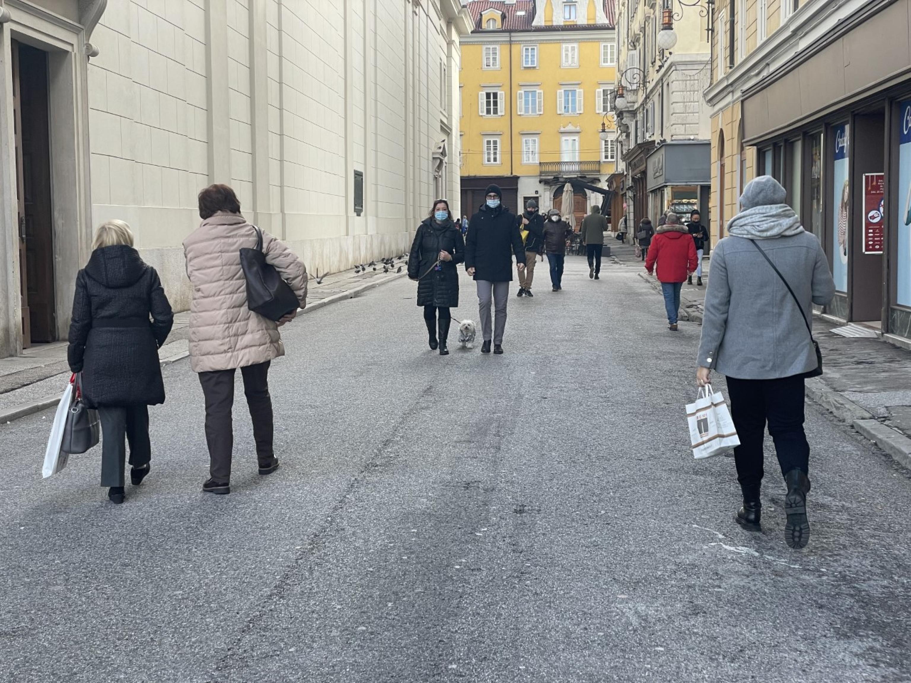 Mezza Italia da oggi in zona gialla