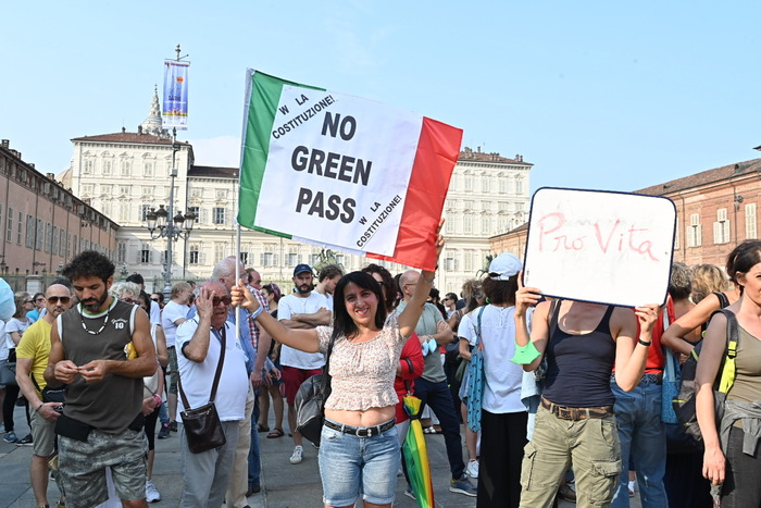 Separazioni sociali o “Apartheid” sanitaria?