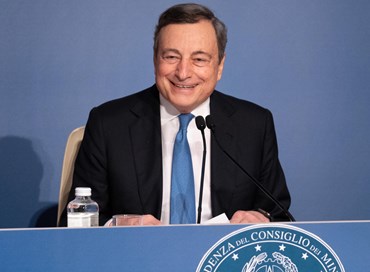 Draghi: scuola da proteggere, problemi per i non vaccinati