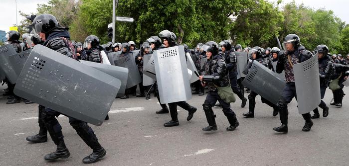 Kazakistan: ritiro delle truppe a guida russa