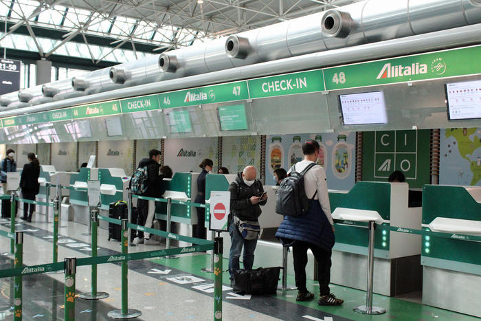 Aeroporti: in Italia nel 2021 -113 milioni di viaggiatori su 2019