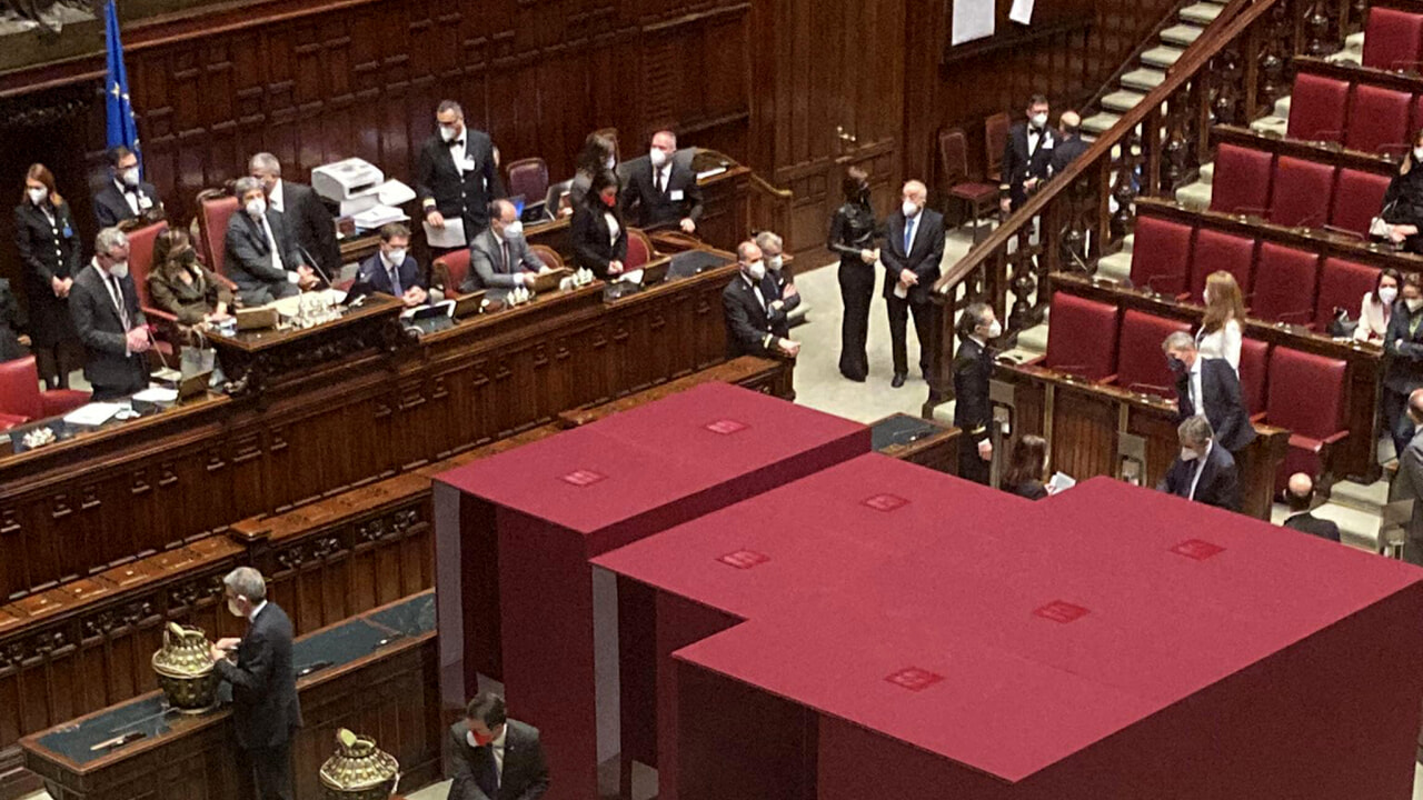 Quirinale, quarta votazione: 441 astenuti e 261 schede bianche