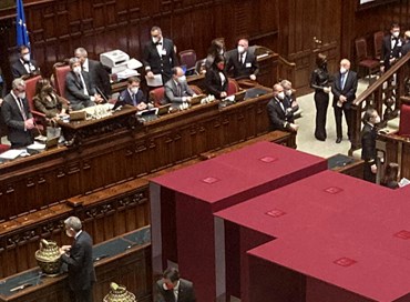 Quirinale, quarta votazione: 441 astenuti e 261 schede bianche