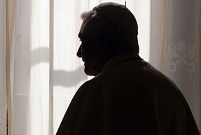 Abusi, Ratzinger chiede perdono alle vittime