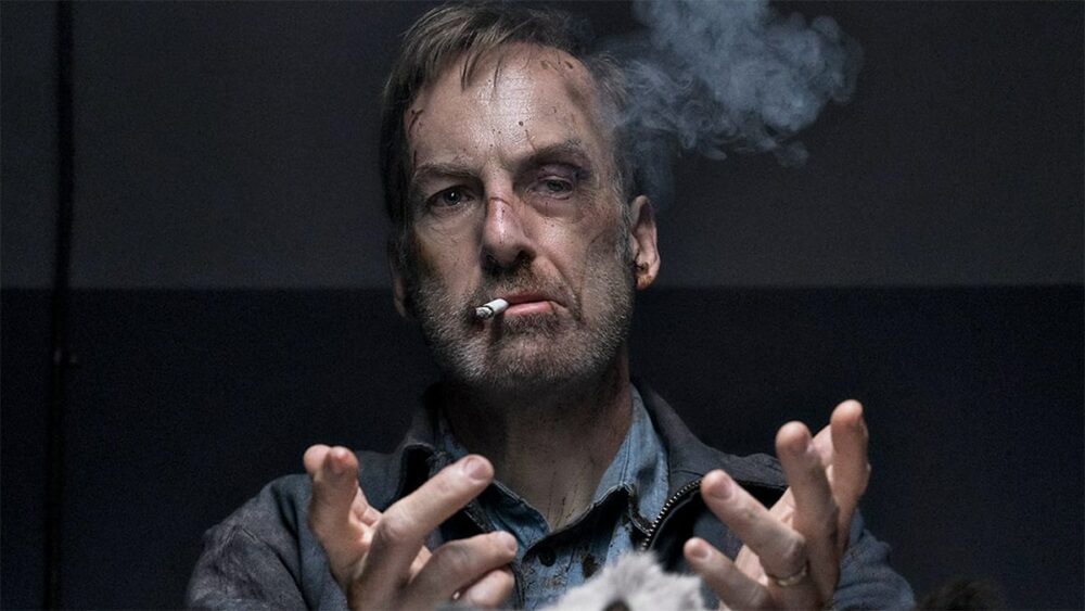 Visioni. “Io sono nessuno”, un’autoparodia dal respiro corto