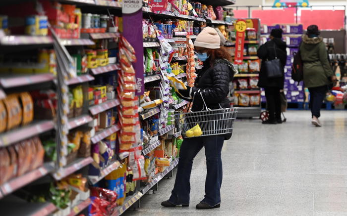 Istat: a gennaio calo delle vendite al dettaglio