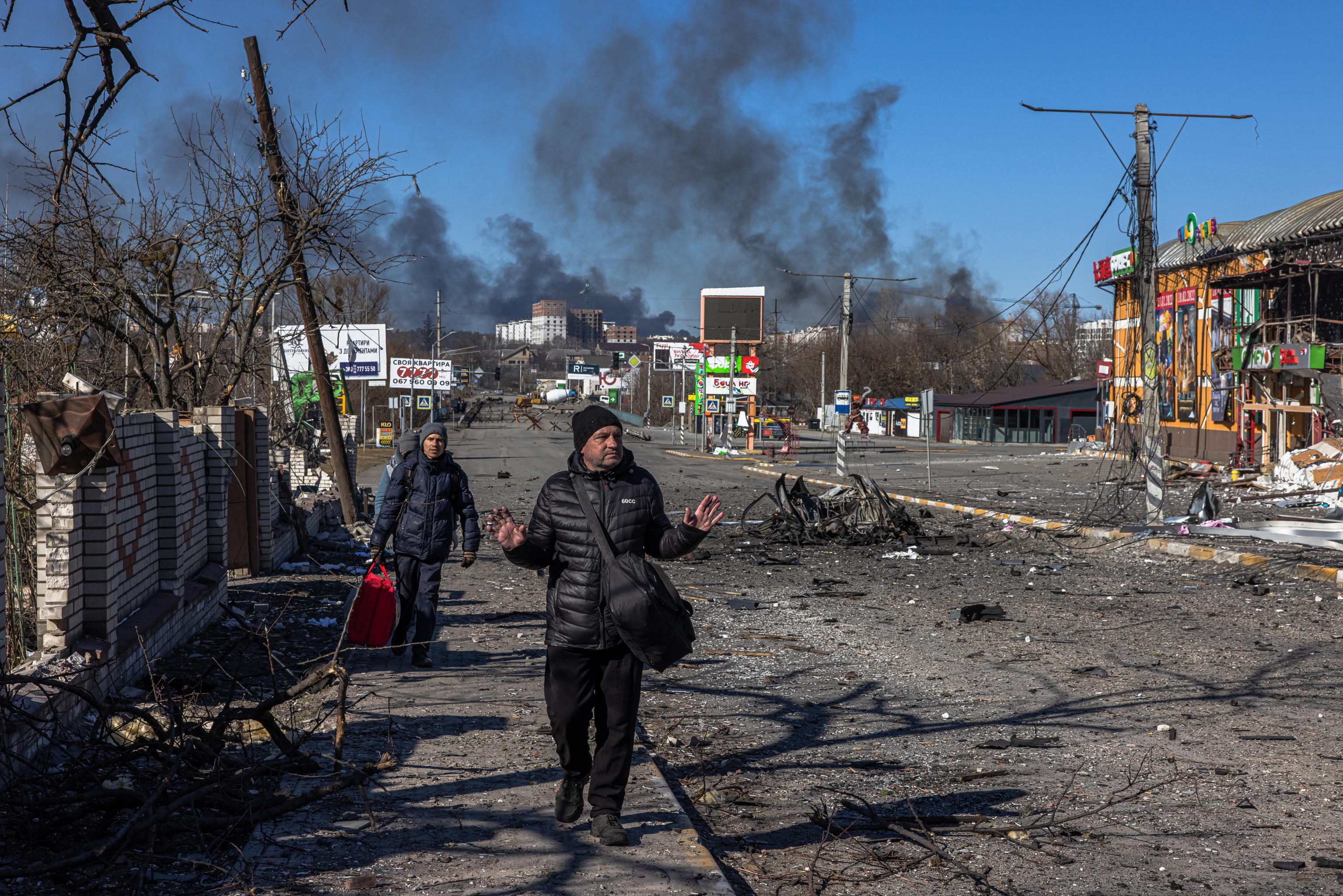 Ucraina: bombardamenti a ovest, morsa su Kiev