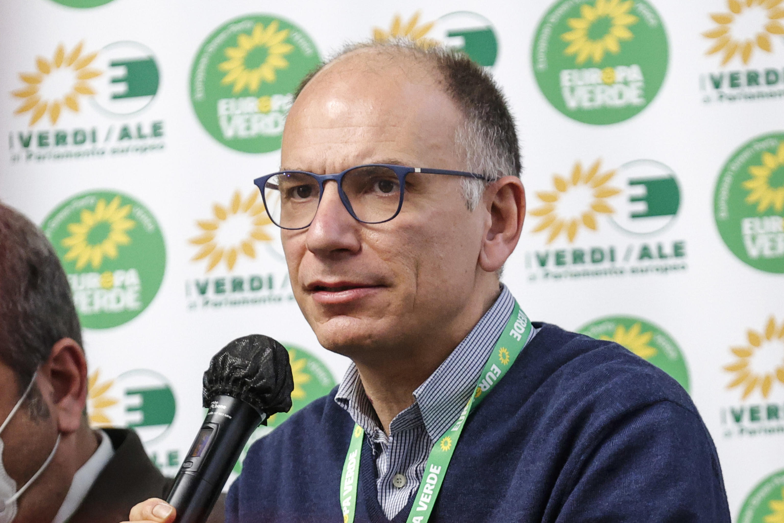 “Assegno energia”: l’ennesimo (folle) sussidio